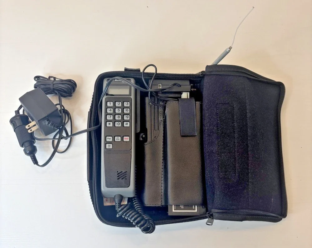 Vintage Meteor by Motorola Bag Phone Car Cellphone 1990s Retro Prop Untested